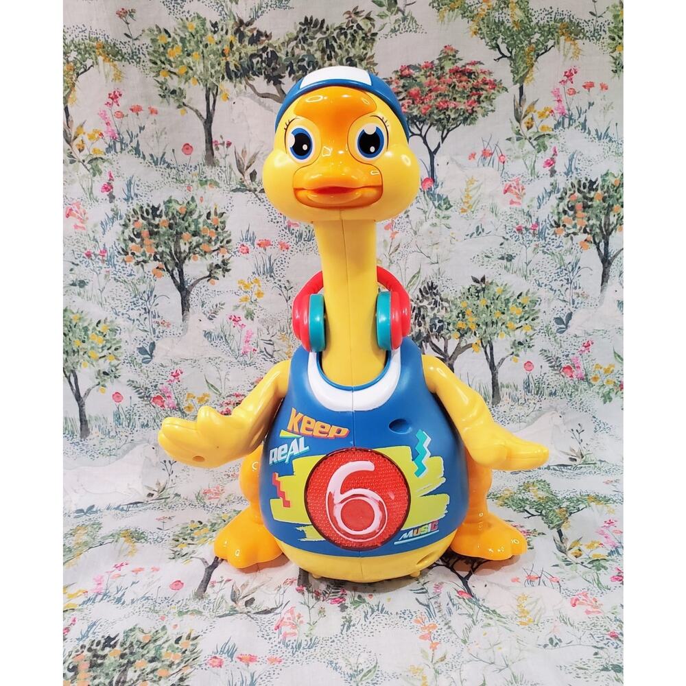 Think Gizmos Walking Talking Singing and Dancing Musical Hip Hop Goose